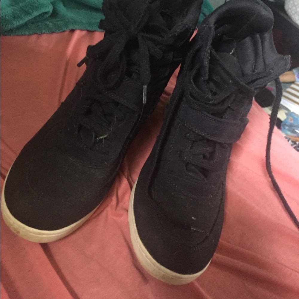 Heel sneakers by airwalk